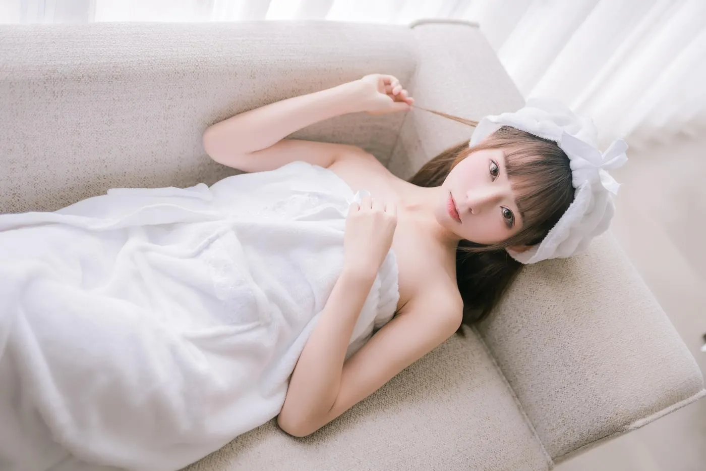 绮太郎_Kitaro – NO.32 纯白浴巾 [44P]插图1